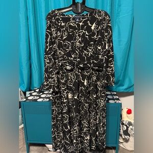 EUC Chaps Black and White Patterned Dress size 1x
